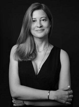 Портрет парфюмера Claire Liegent